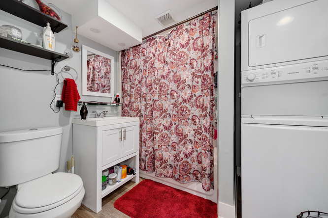 3806 S Wolcott Ave Chicago IL bathroom unit 2