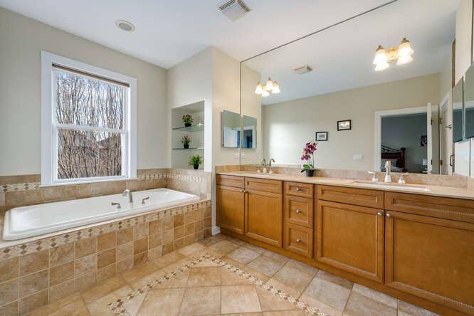 2435 W Grace bathroom